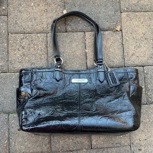 Coach Black Gallery Patent Leather Purse